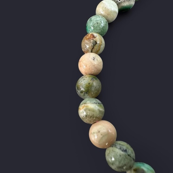 Green Rhodochrosite Gemstone Bead Bracelet 6mm - Picture 2 of 4